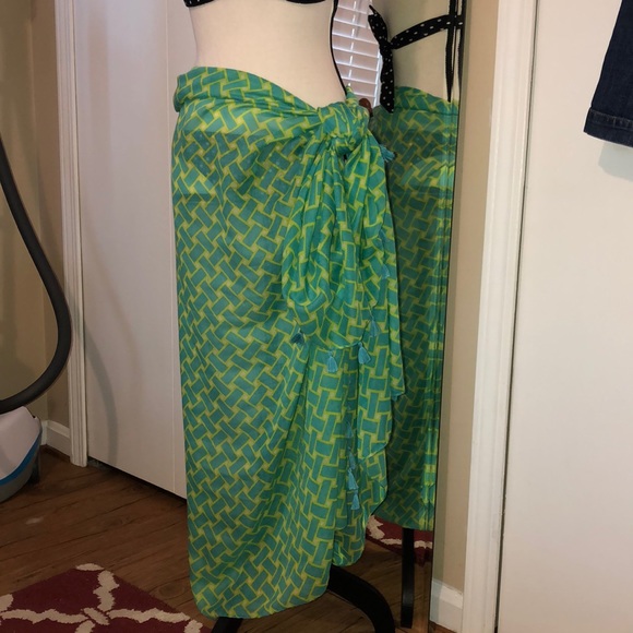 Initial Inc. Scarf - Picture 2 of 5